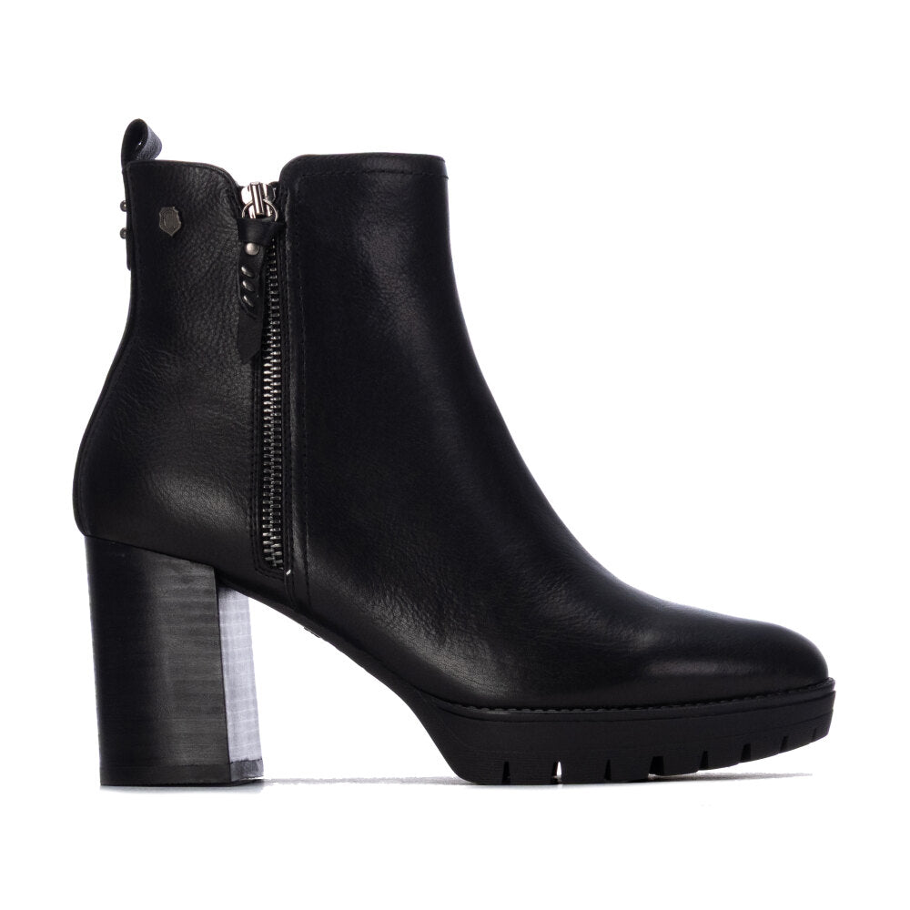 NEGRO